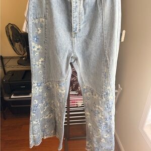 Easel Light Wash Denim Floral Panel Jeans